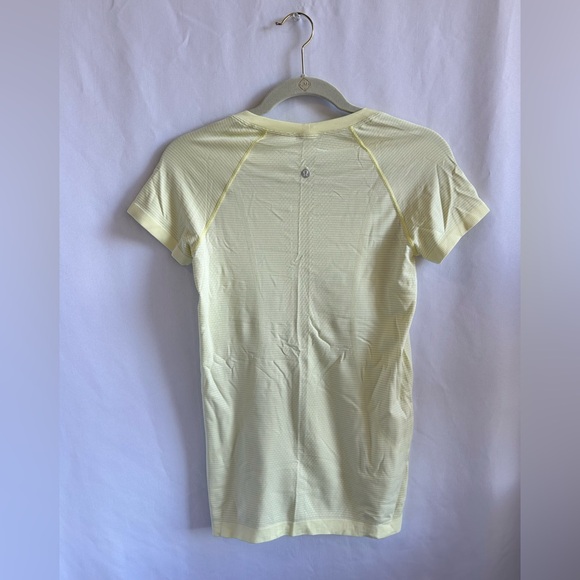 Lululemon Run: Swiftly Tech Short Sleeve - Picture 4 of 6